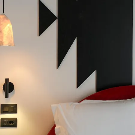 Hotel Bazaar Center 4*