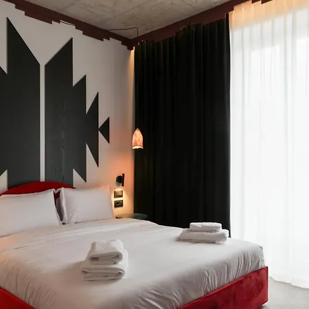 Bazaar Center 4*