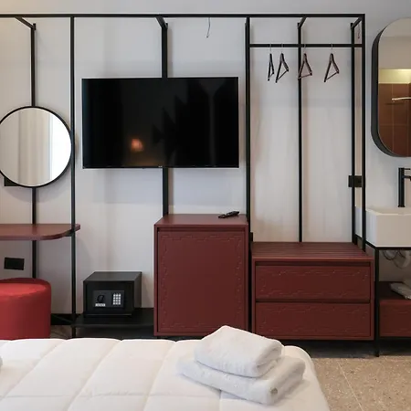 Bazaar Center 4* Tirana