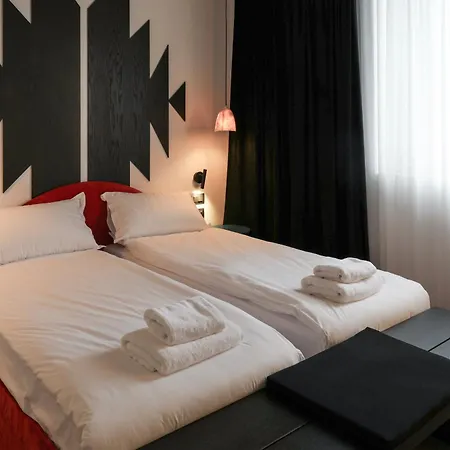 Hotel Bazaar Center 4*