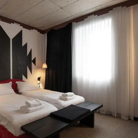 Hotel Bazaar Center Tirana
