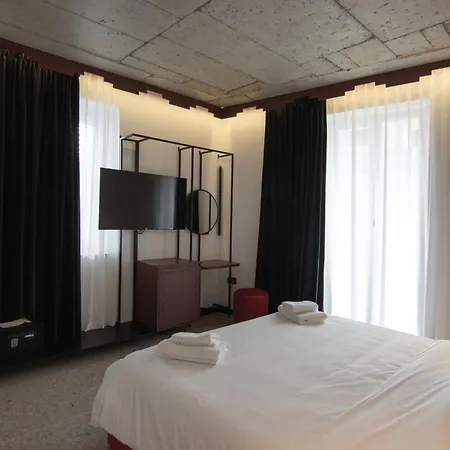 Bazaar Center Hotel 4*