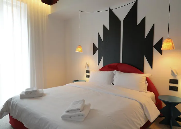 Otel Bazaar Center 4*