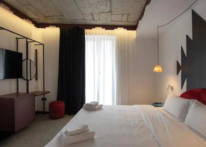 Otel Bazaar Center Tiran