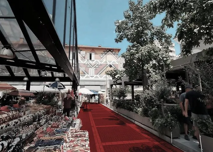 Otel Bazaar Center 4*